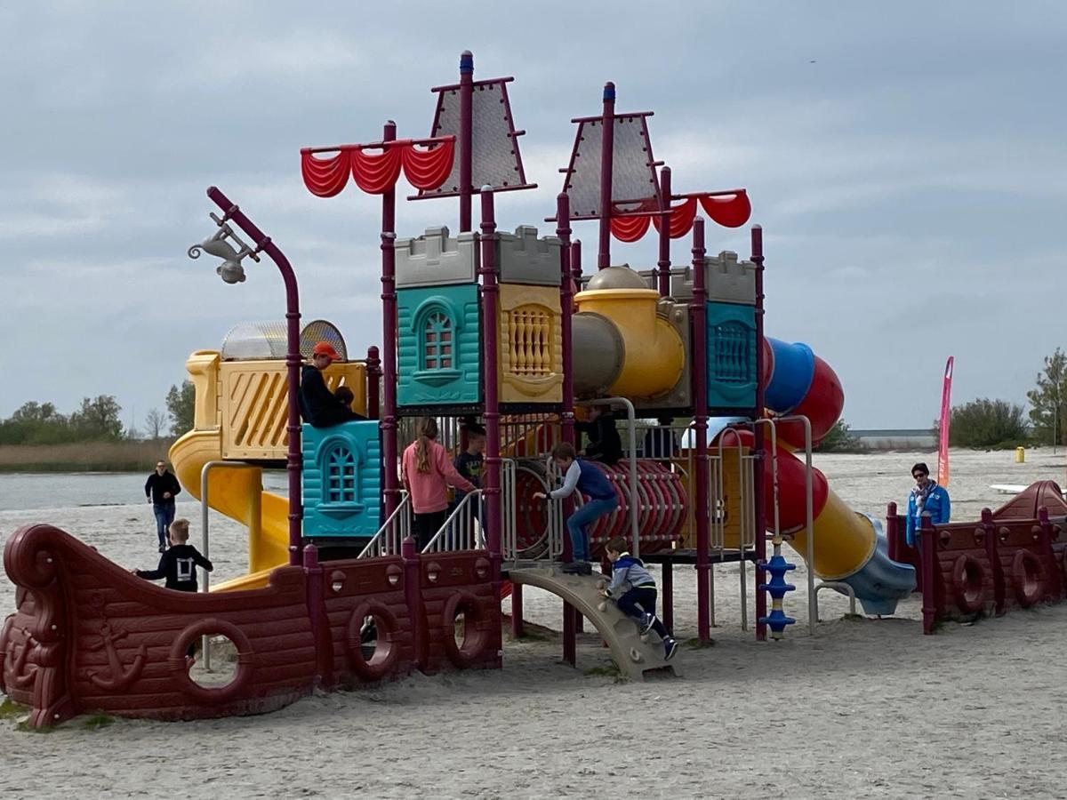 Vakantiehuisje Makkum Nl - T11 Ngoại thất bức ảnh